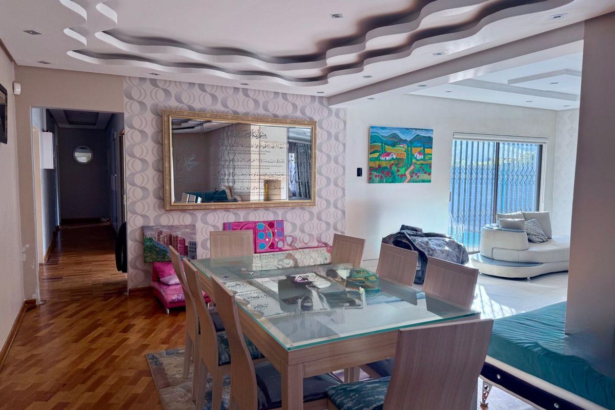 4 bedroom House for sale In vryheid - Photo 5