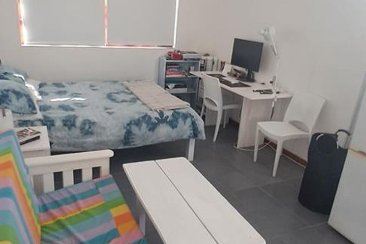 Upmarket Flatlets to Rent - Summerstrand - Photo 2