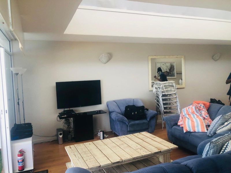 2 Bedroom Apartment to Let in Ballito - Photo 5