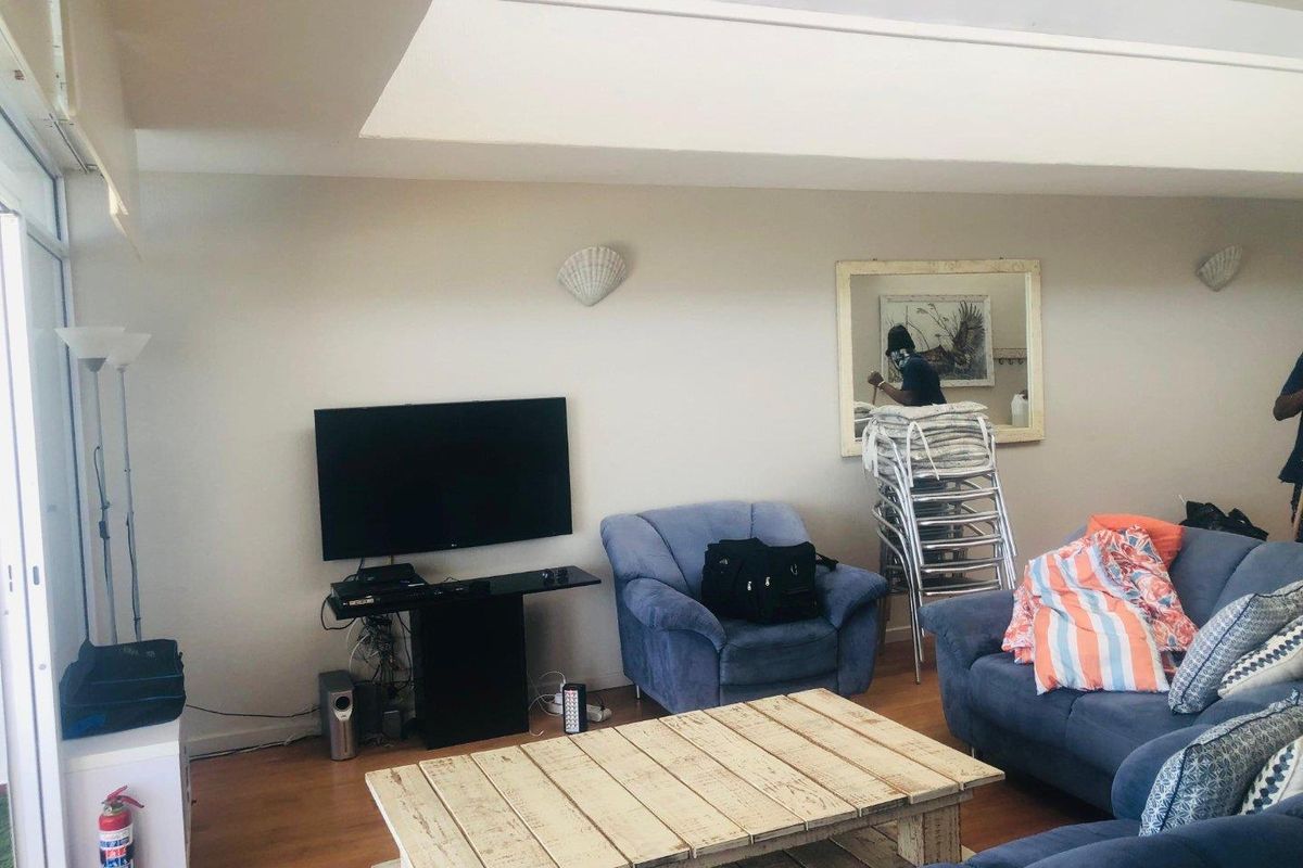 2 Bedroom Apartment to Let in Ballito - Photo 5