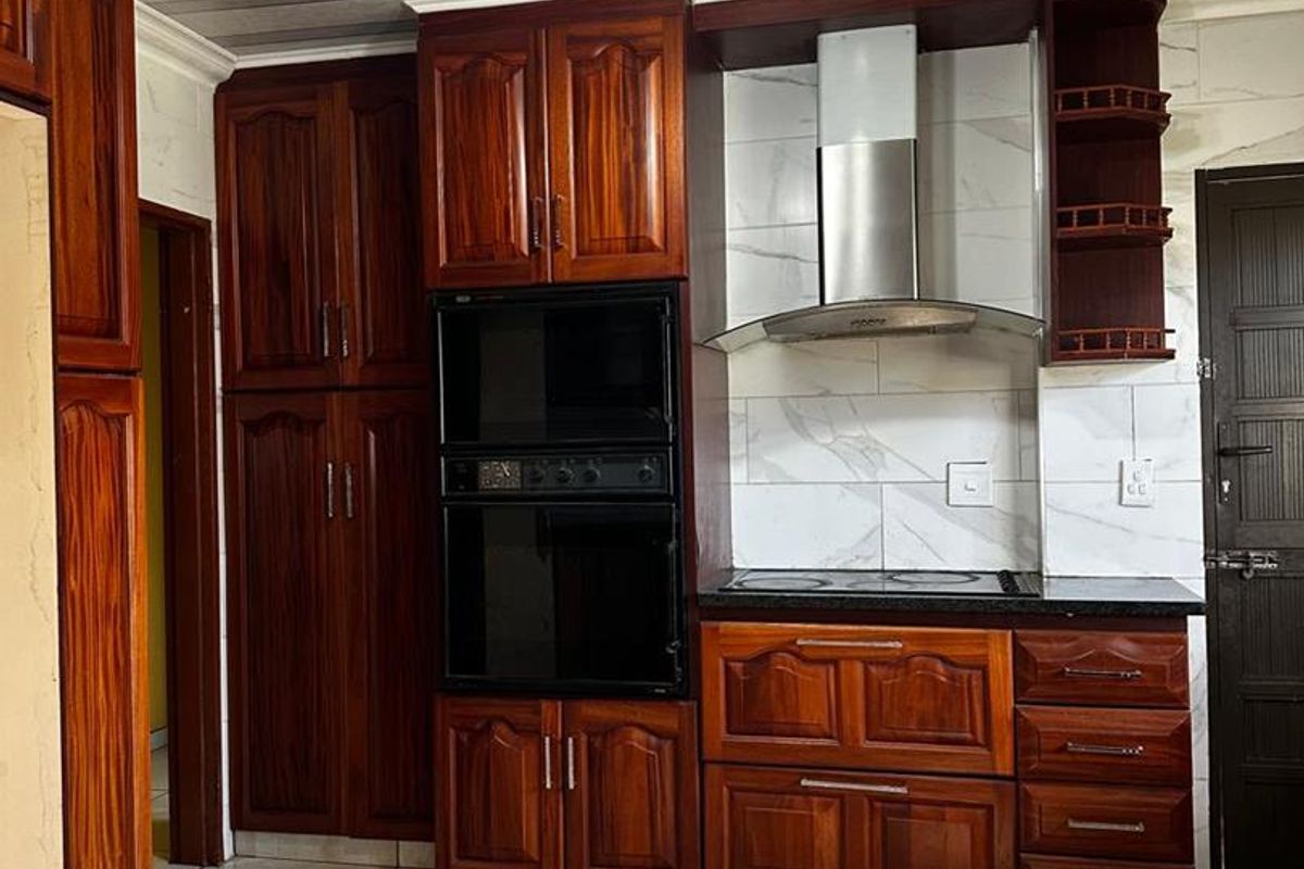Four-Bedroom Family Home with Garage in Esikhawini - Photo 4