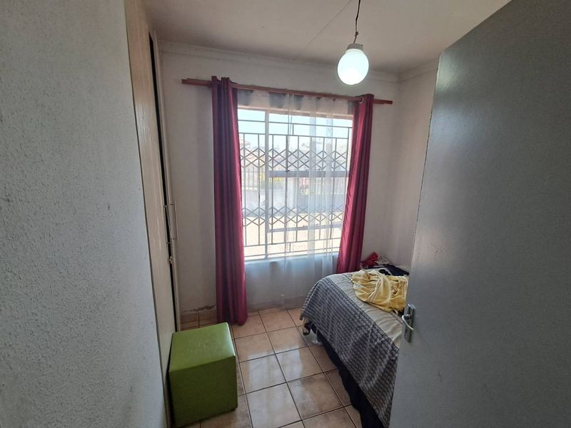 EXLUSIVE MANDATE IN OLIEVEN EXT 36 - Photo 8