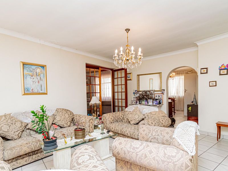 Family Home for Sale in Edenvale - Photo 5