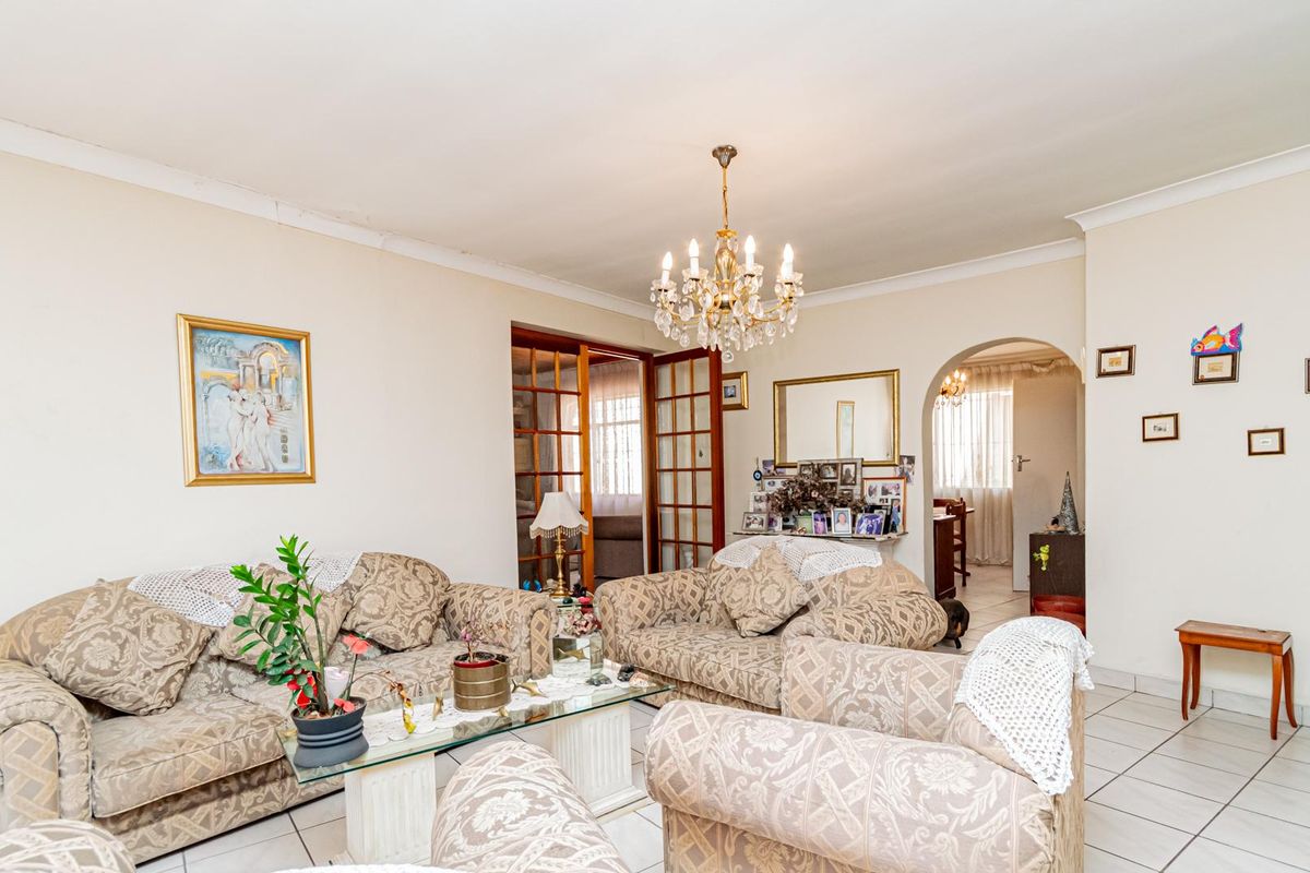 Family Home for Sale in Edenvale - Photo 5