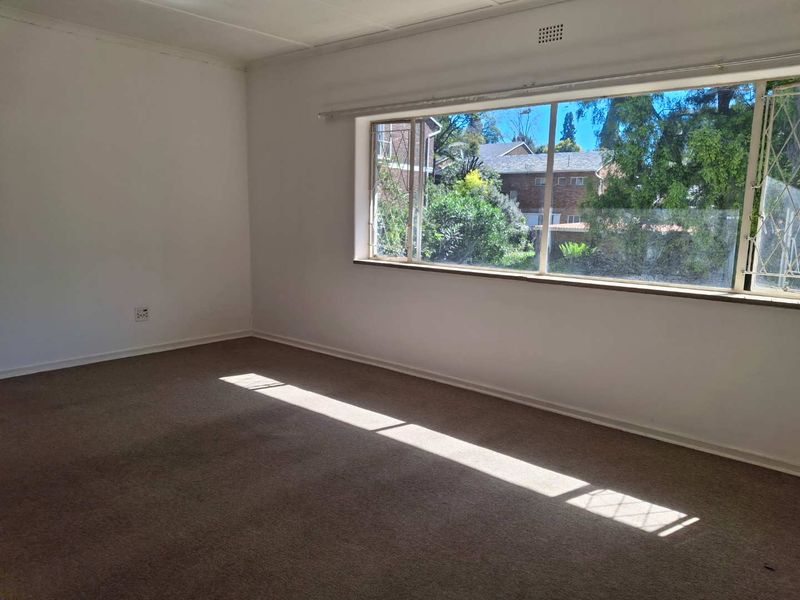 A LOVELY 1.5 BEDROOM TOWNHOUSE - Photo 6