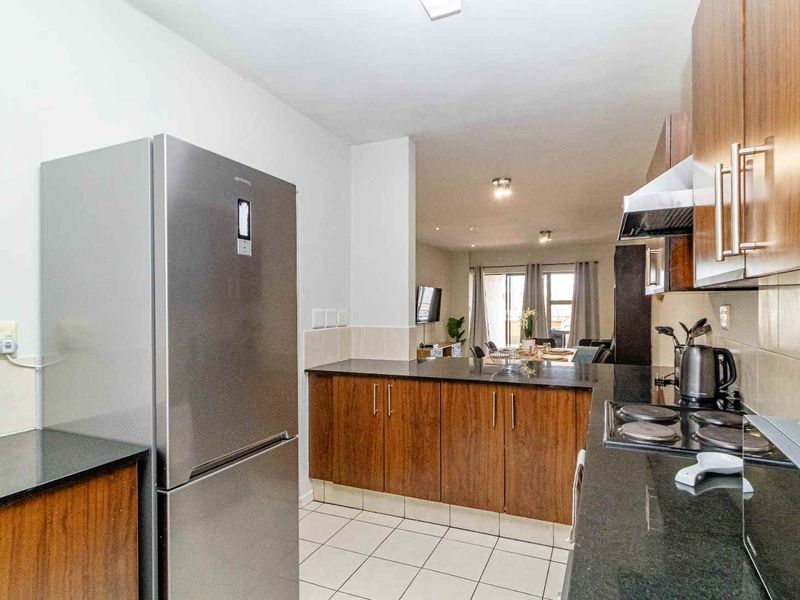 Executive Living in the Heart of Sandton! - Photo 5