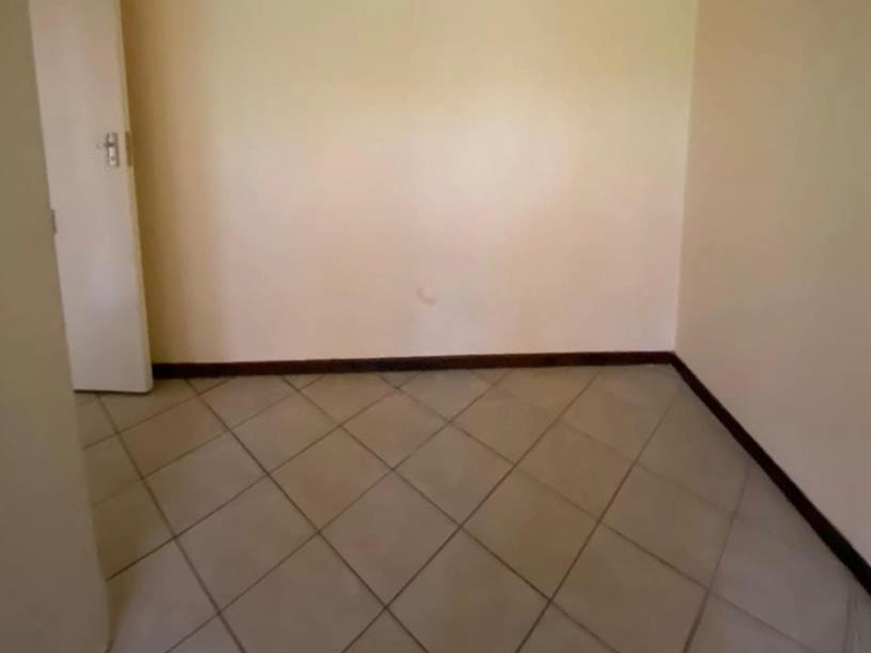 2 bedrooms ground floor apartment to rent in The Orchards - Photo 5