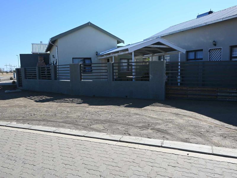 ✨ Charming 2-Bedroom Home for Sale- Osona Village ✨ - Photo 1