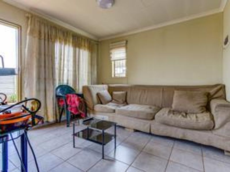 Ideal Home for First time Buyers - Photo 6