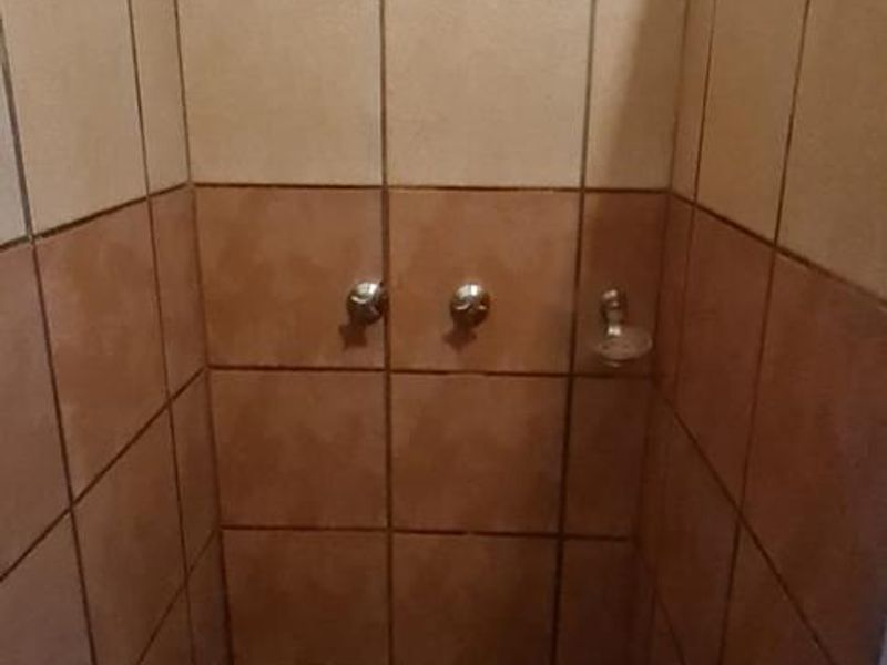 3 Bedroom House For Sale in Vanderbijlpark SE - Photo 8