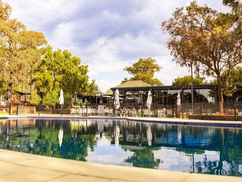 Experience the Best of Both Worlds: Nature & Design! - Photo 8