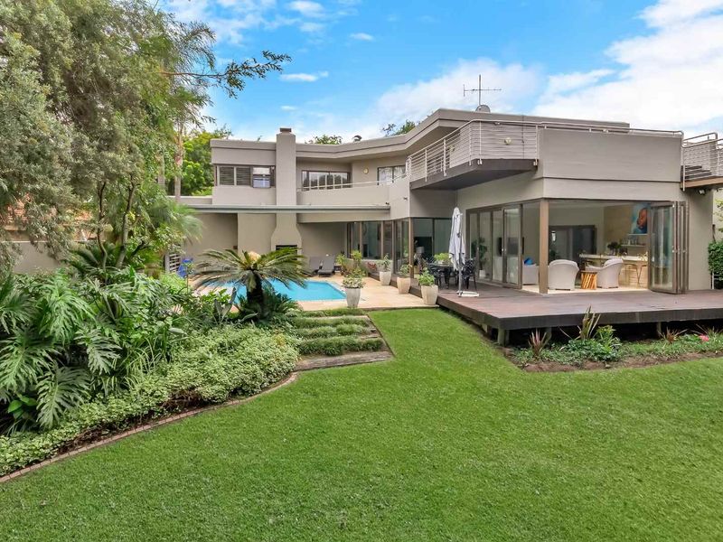 5 Bedroom House for Sale in Dainfern Golf Estate - Photo 2