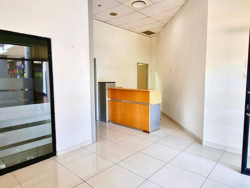Commercial Space to Rent | Somerset Park - Value Rental, Fibre-Ready, Quick N2/M41 Access - Photo 2