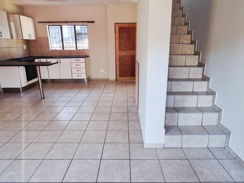 Khomasdal 2 bedroom townhouse - Photo 3
