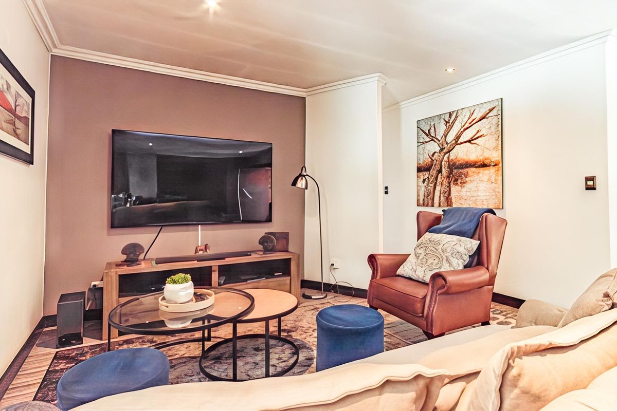 Lovely Spacious Simplex Cluster - Photo 5