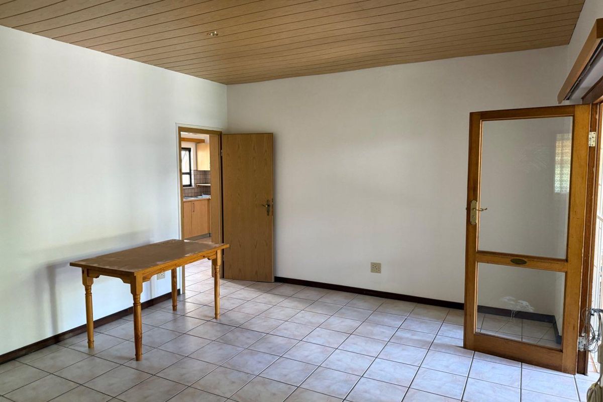 Charming Apartment in Luxury Hill - available immediately - Photo 2