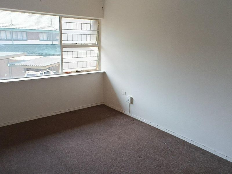 "Invest or Nest: Perfect Birchleigh Townhouse Awaits You!" - Photo 7