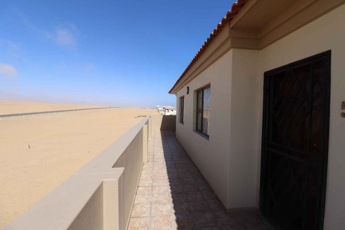 2 Bedroom Apartment For Sale or Rent in Langstrand Beach Resort - Photo 5
