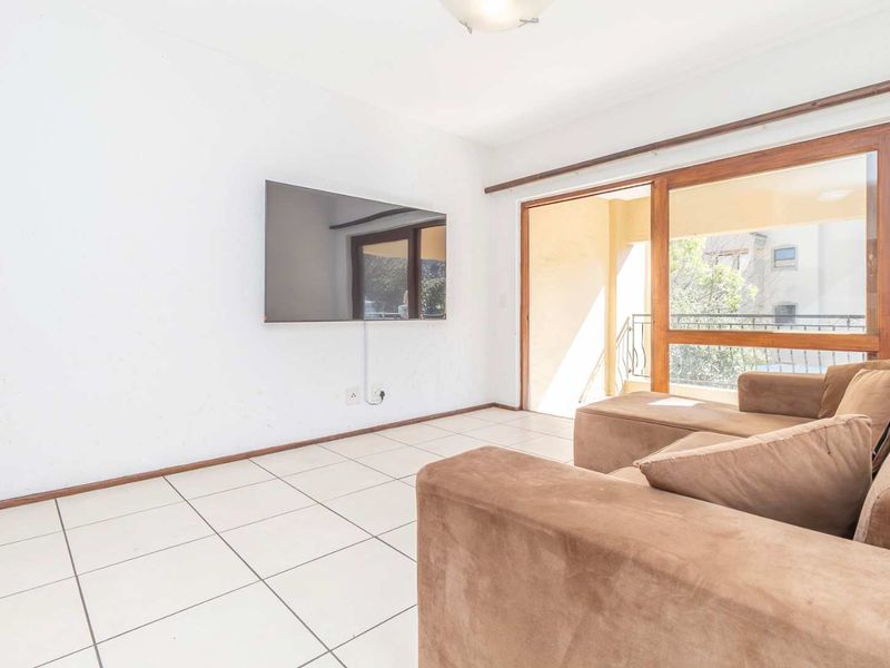 Your New Bright & Secure - 1 Bed Apartment Awaits - Photo 4