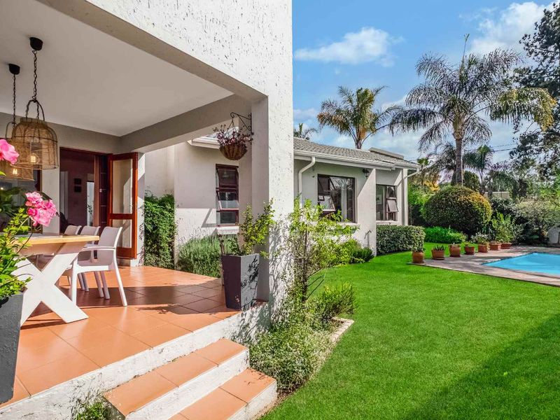 SUNNY SIMPLEX HOME IN POPULAR COMPLEX CENTRALLY LOCATED IN LONEHILL - Photo 2