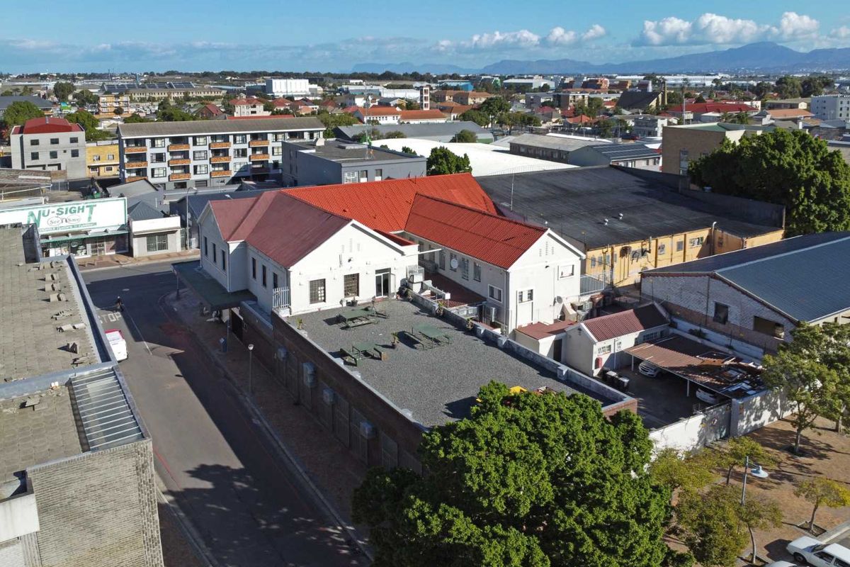 High visibility Retail & Residential building in Glenlily - Photo 3