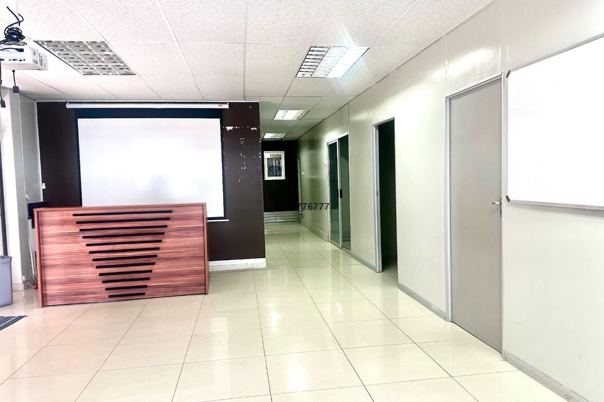 Office For Rent Windhoek West - Photo 3