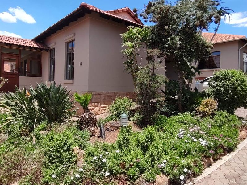 STYLE AND SERENITY! - Photo 2