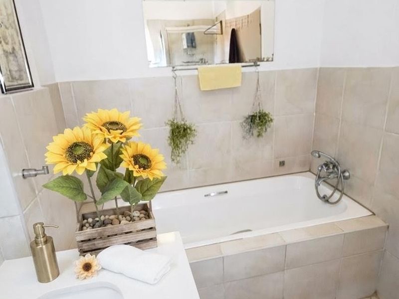 Neat Corner Apartment Offering Comfort Convenience And Great Value - Photo 10