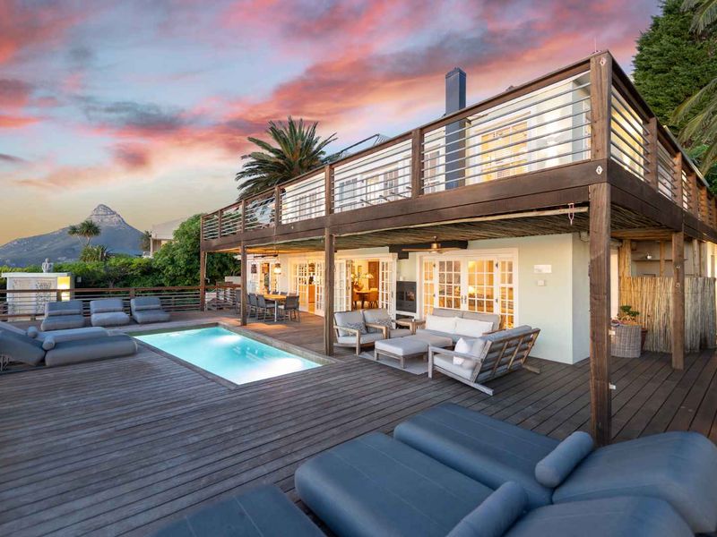 Exceptional Luxury Villa with Panoramic Ocean Views in Camps Bay - Photo 6