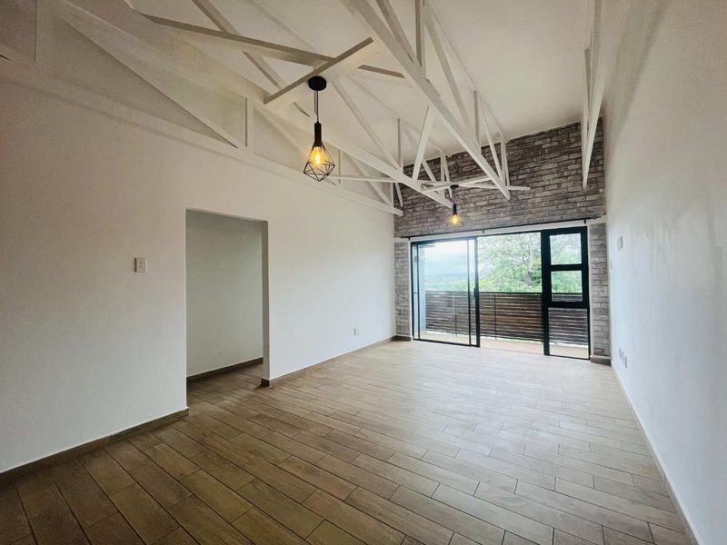 Hendra - Sleek Loft-Style Apartment with Solar Savings and Prime Location! - Photo 4