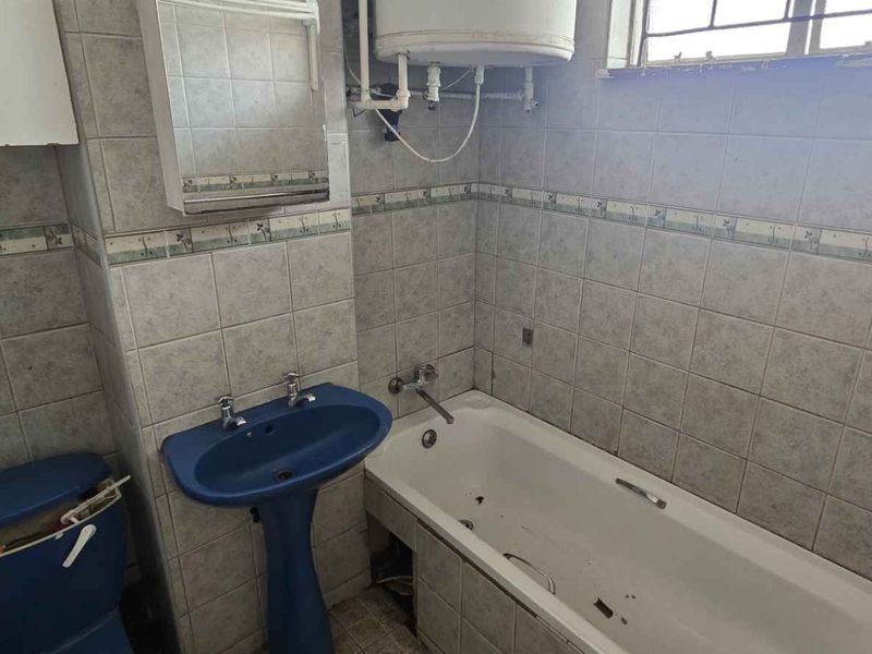 Start Here - Affordable and Central - Photo 8