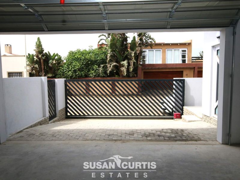 BRAND NEW 5 BEDROOM HOUSE FOR SALE IN THE WATERFRONT - Photo 7