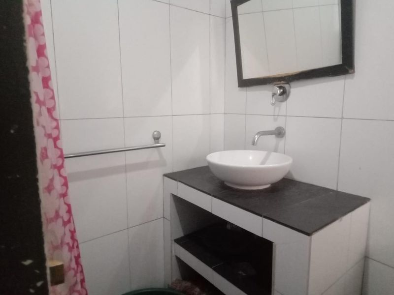 Two Bedroom For Sale In Durban Central - Photo 7