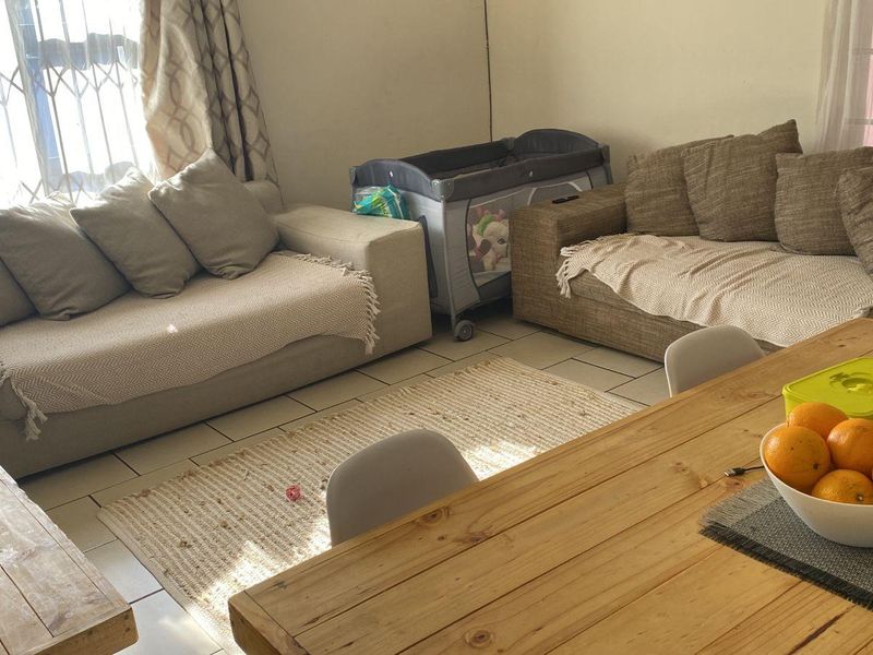 Three bedrooms house for sale in Elandspoort - Photo 7