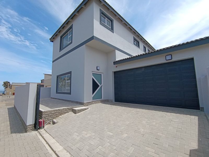**Brand New Home for Sale in Waterfront, Swakopmund, Namibia 🏡** - Photo 1