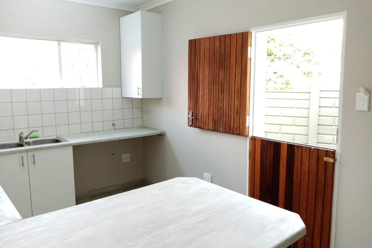 Stunning 1 bedroom cottage in Boskruin - Photo 2