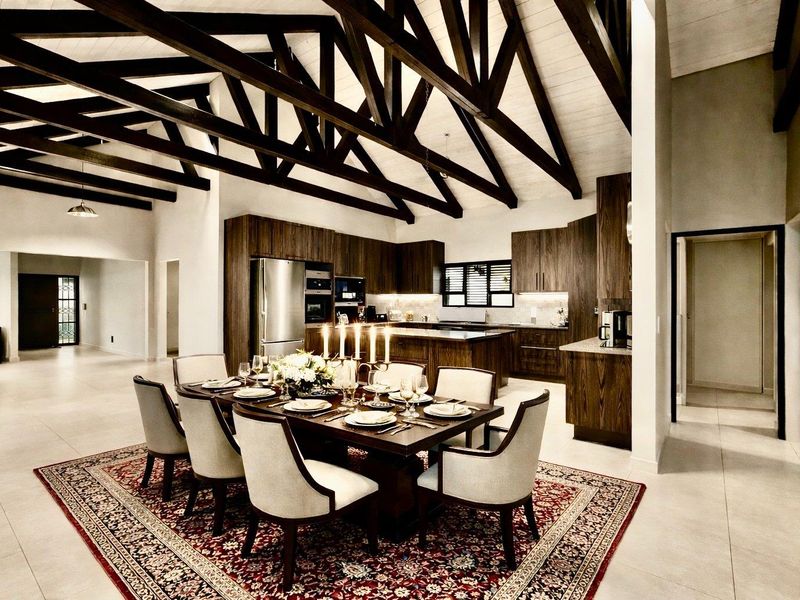 Open-Plan Bliss with Indoor BBQ & Lush Garden! - Photo 5