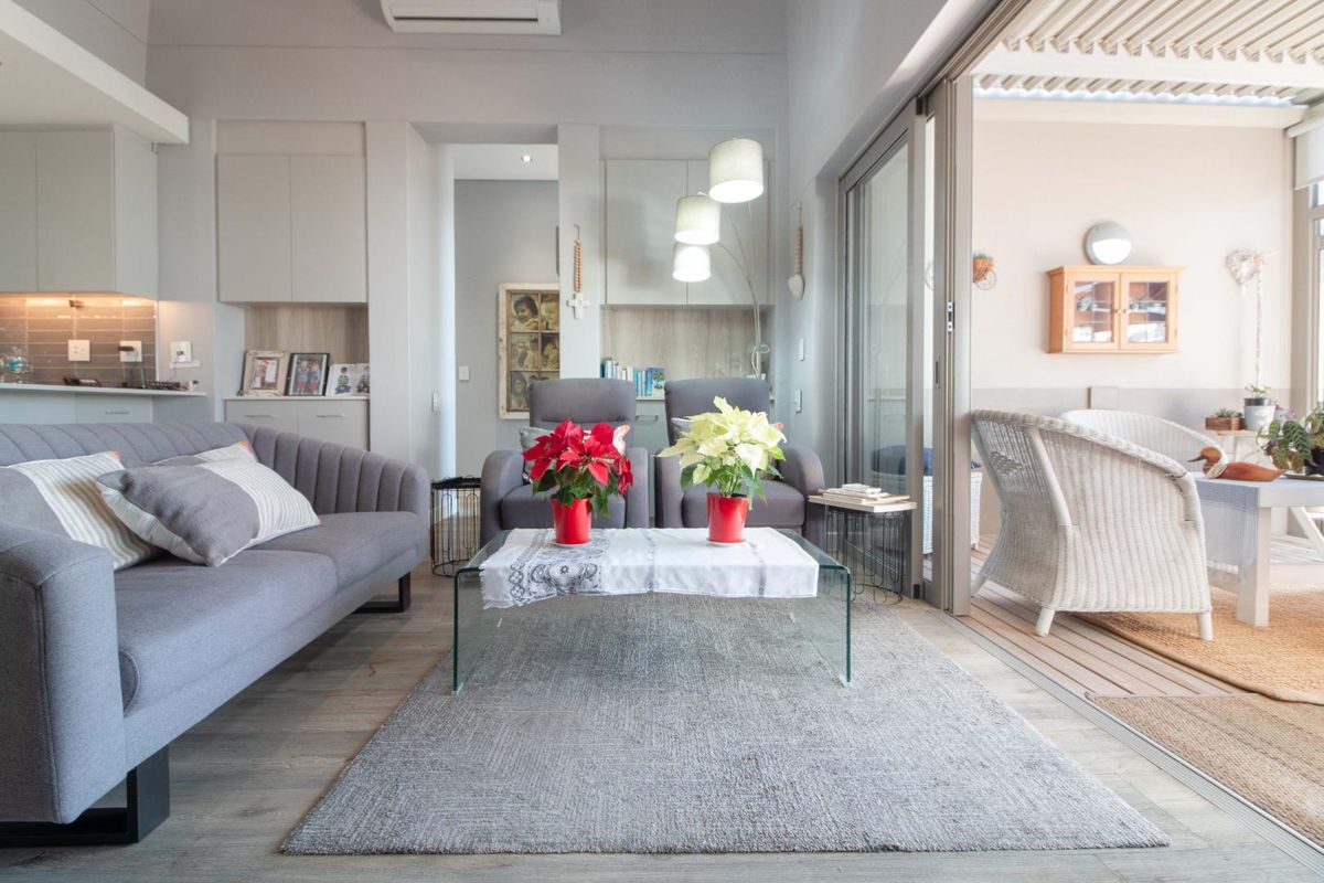 Luxurious, comfortable and convenient Retirement living - Photo 4