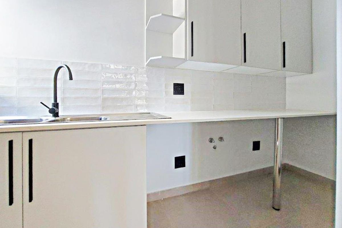 Brand New. Transfer Costs included - Photo 3