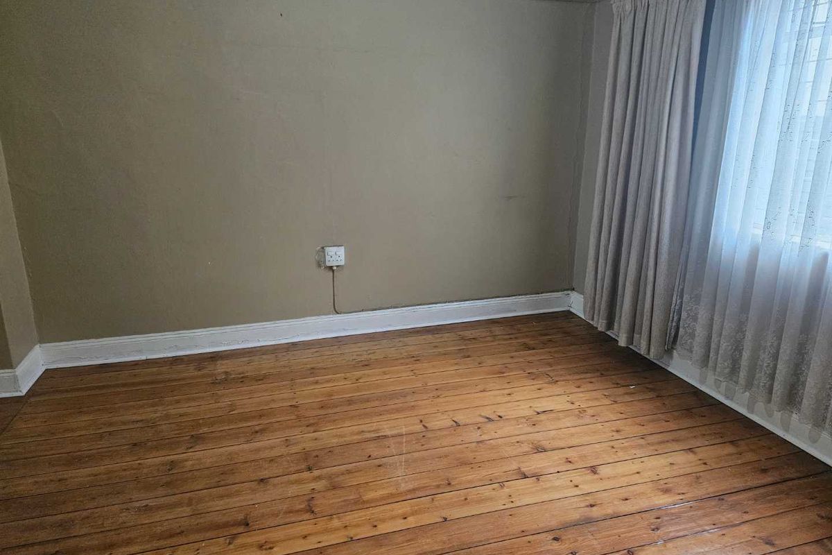 Ready to move in! - Photo 3