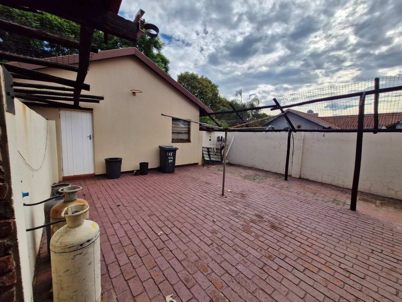 3 Bedroom 2 bath house for sale in East Lynne - Photo 8