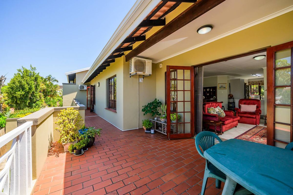 Hendra - Secure, Stylish & Perfectly Located – Durban North - Photo 3