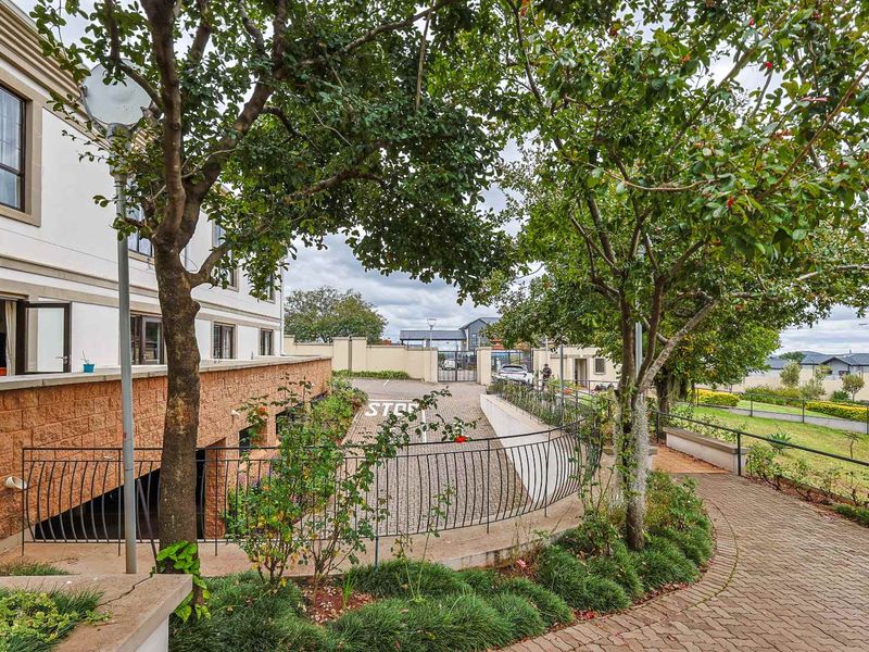 Live the Retirement You Deserve – Effortless, Secure, and Social Living in Glevera Estate - Photo 2