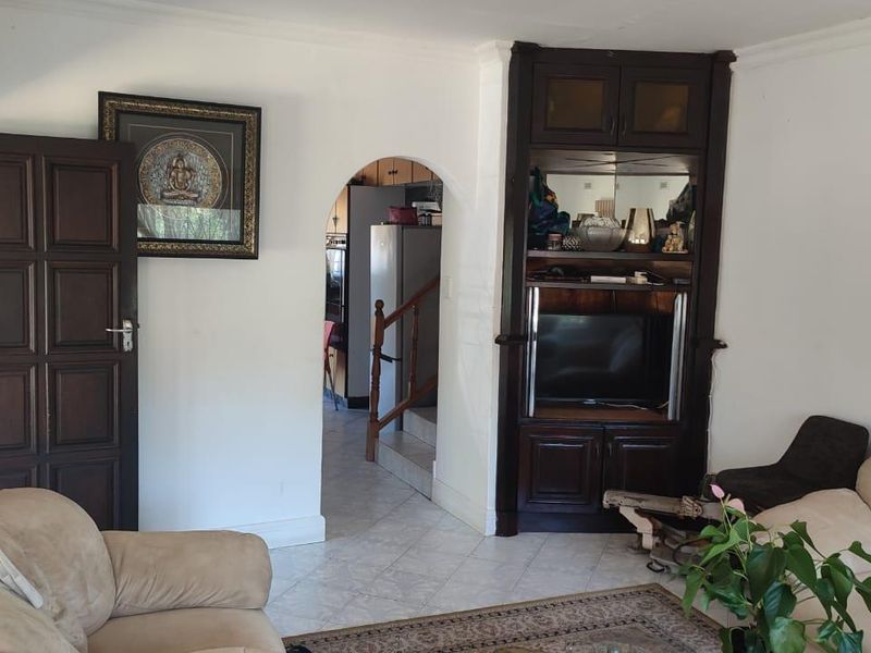 Home for sale Avoca - Photo 5