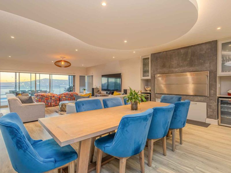 Elevated Luxury with Breathtaking Langebaan Lagoon Views - Photo 5