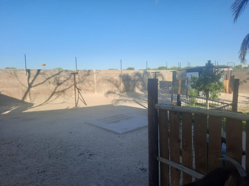 Oshakati - Family Home For Sale with Flats - Photo 7