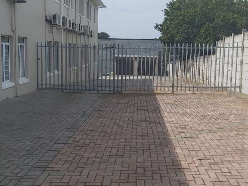 Offices to let in Newton Park. - Photo 4