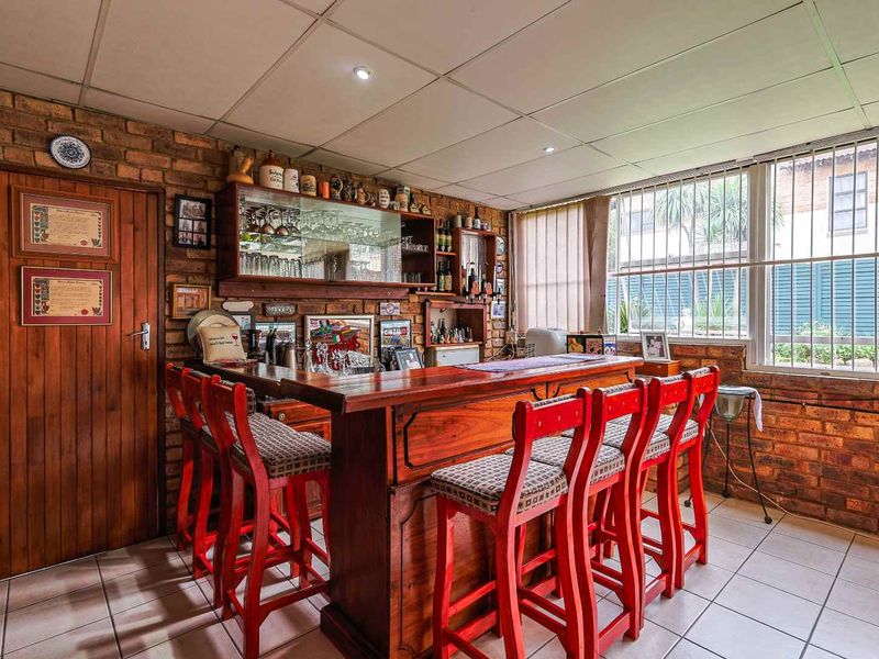 Investor’s Dream: Multi-Unit Property with Strong Rental Returns. - Photo 4