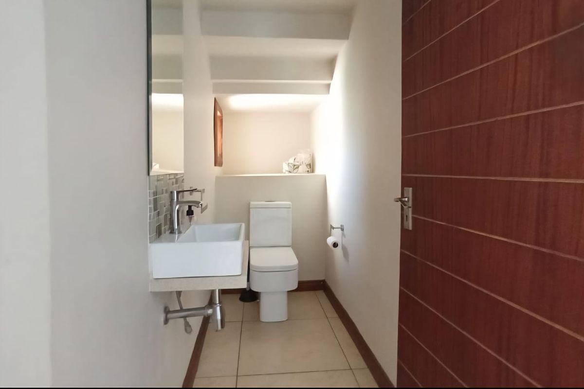 4 Bedroom House for Sale in Savanna Hills Estate. - Photo 2