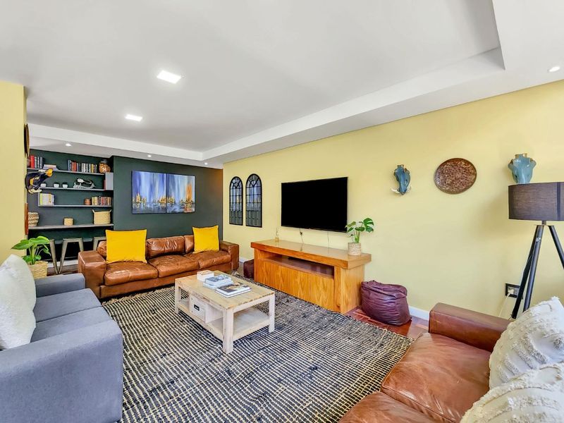 Super spacious furnished 3 bed apartment with 3 parkings - Photo 5